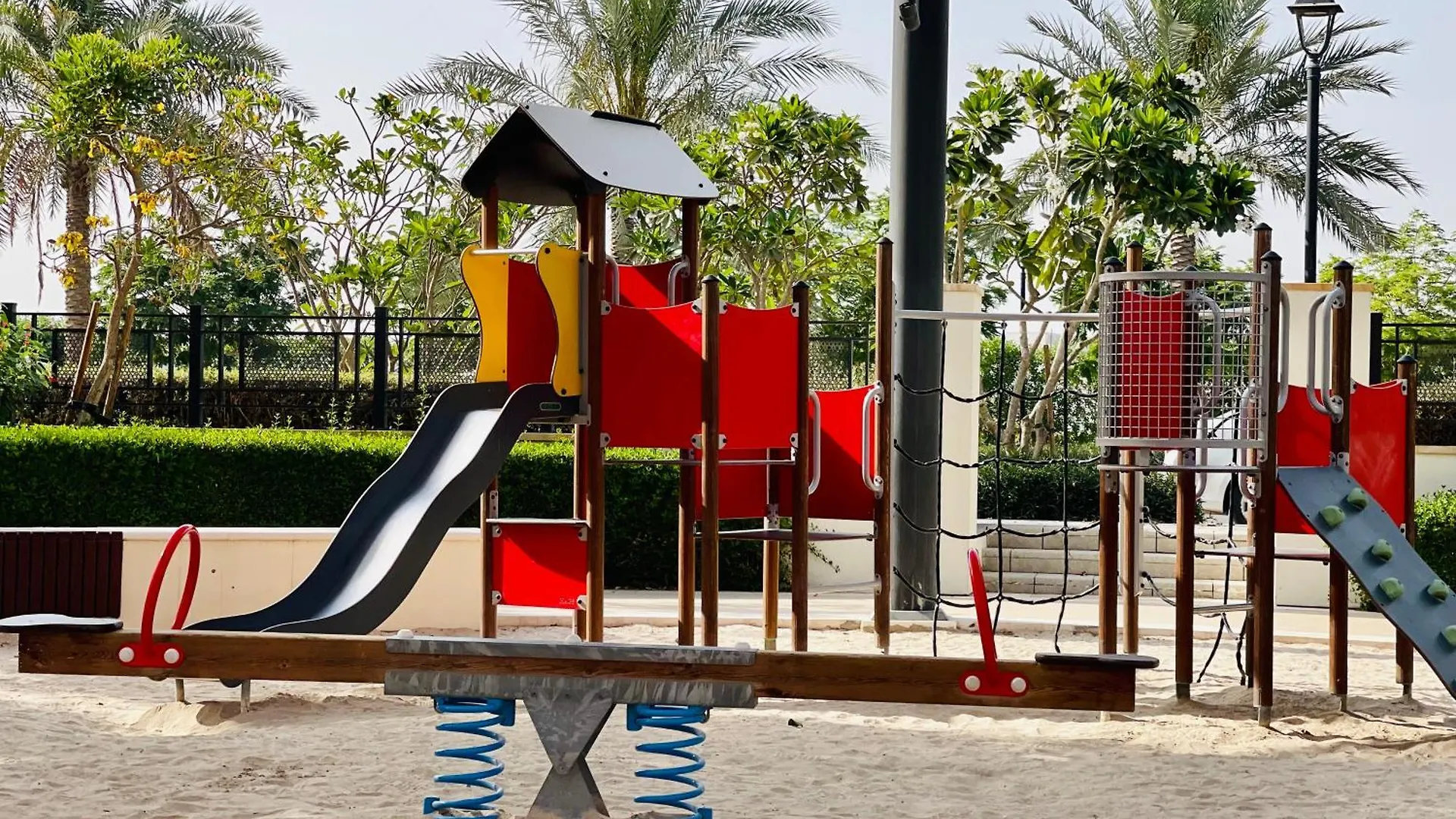 Goodwood Suites Homes Vacation Dubai